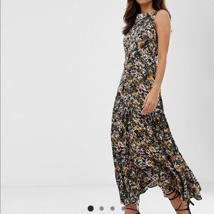Closet Maxi Floral Dress with tie